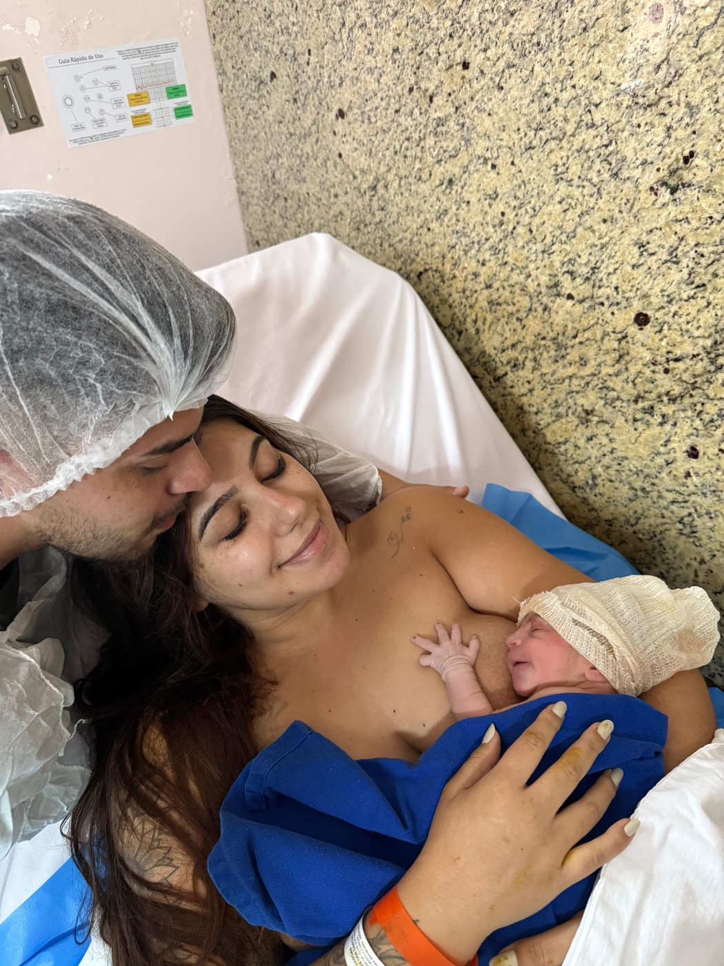 Nicole Heggdorne acompanhando gestante antes do parto